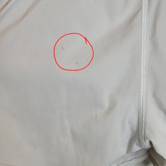 Lululemon Hotty Hot II Shorts 8 White - Picture 6 of 6